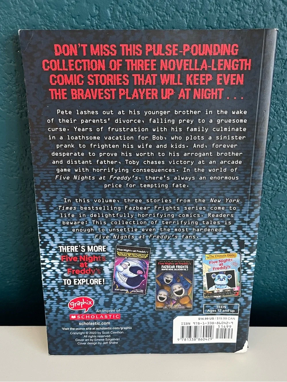 Five Nights at Freddy's Graphic Novels The Silver Eyes & The Fourth Closet Fazbe